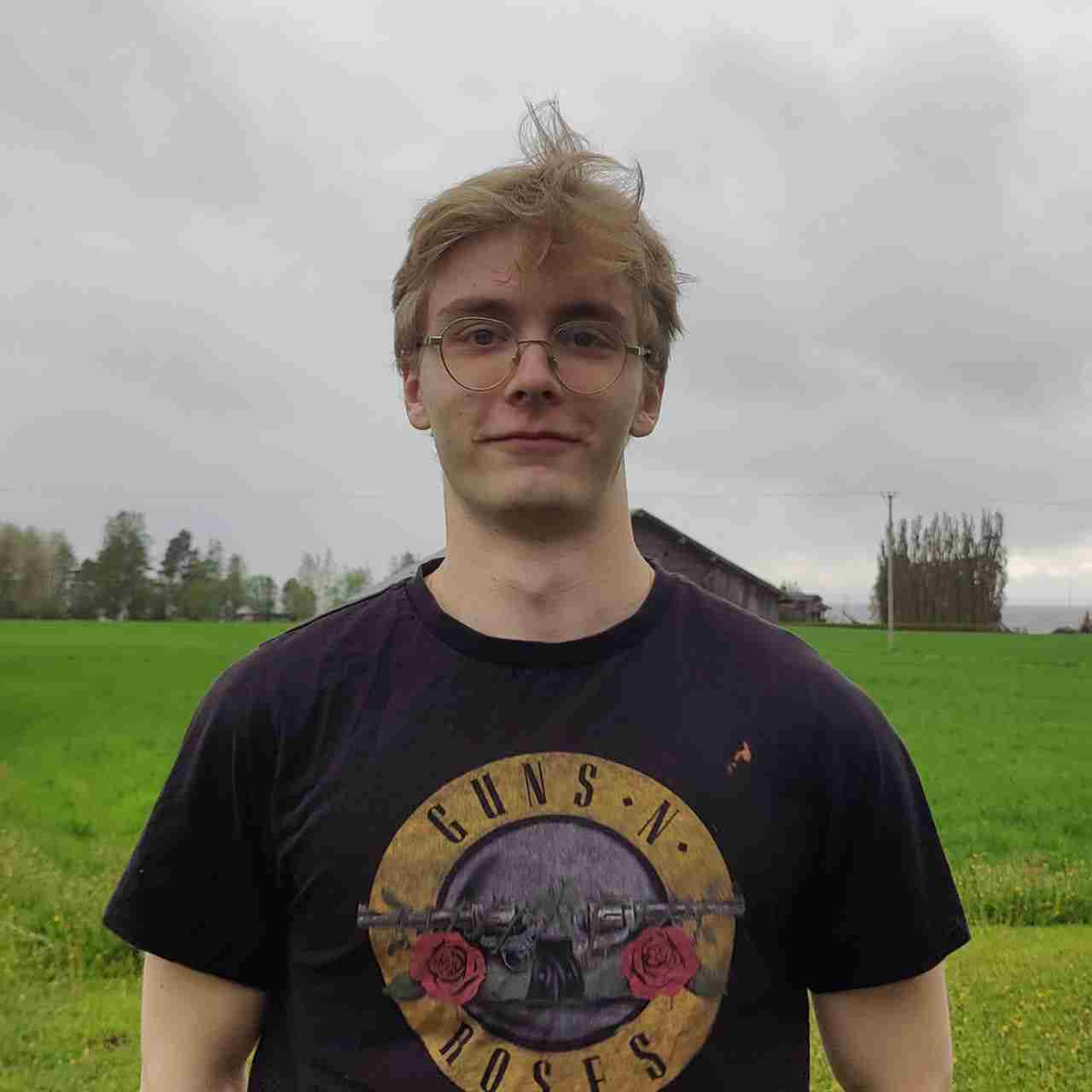 Miska Pekkanen background