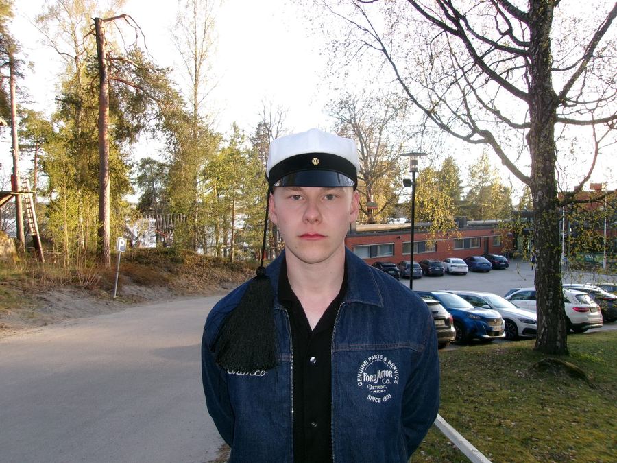 Topias Kujanpääbackground